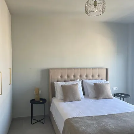 Serenity * Rhodes City