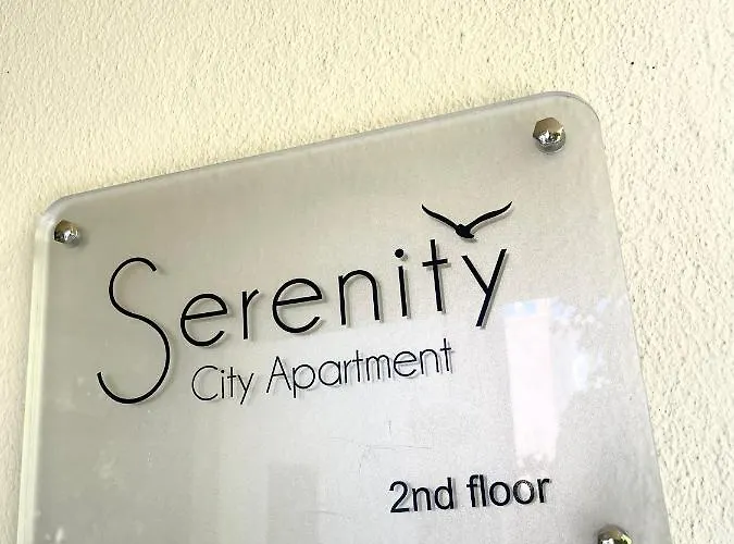 Serenity Apartment *